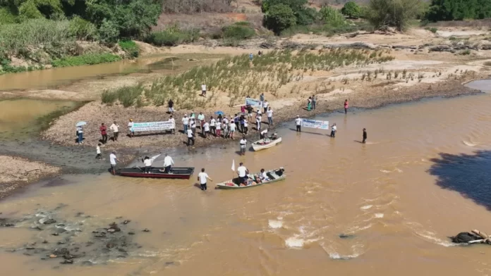 Os guardiões do rio Araçuaí (MG) estão a postos