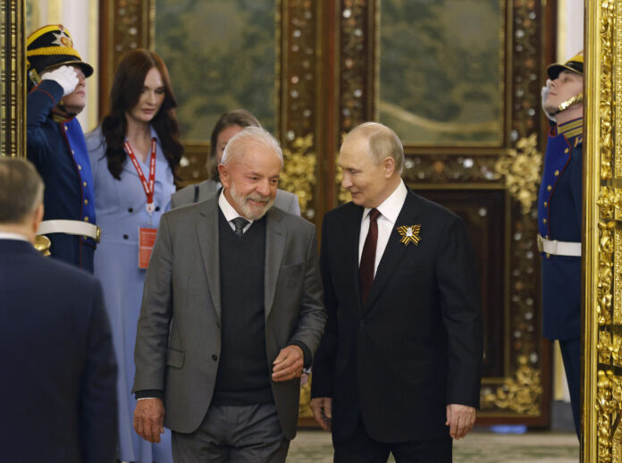 Putin parabeniza Lula pela reeleição e elogia ‘proteção da soberania’ brasileira